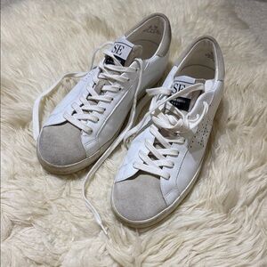 Sam Edelman Aubrie White Casual Women's Sneakers